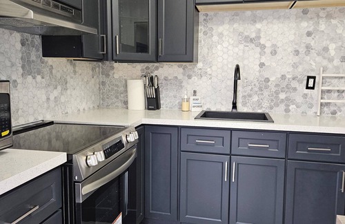 Oakland Park Apartment | Cozy 2-bedroom apartment with AC and WiFi in fabulous Oakland Park
