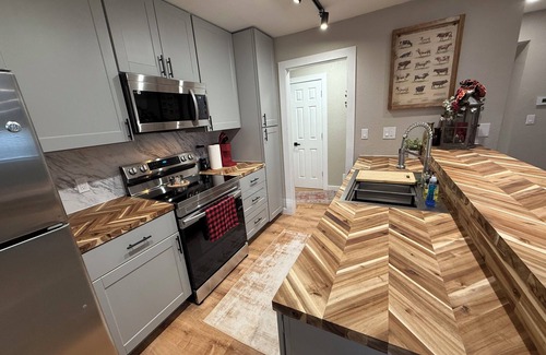 Scott City Apartment | Cozy 2-bedroom apartment in lovely Scott City with AC, WiFi