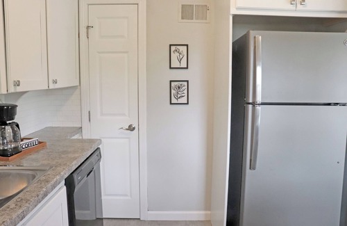 Bismarck Apartment | Cozy 2-bedroom apartment in Central Bismarck