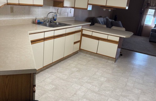 Redfield Apartment | Cozy 2-bedroom apartment in peaceful Redfield with WiFi