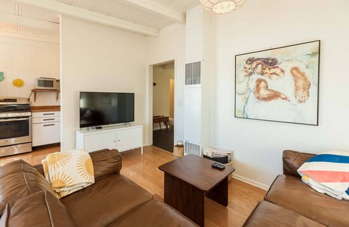 Cayucos House | Cozy 2 Bedroom Beach Town Getaway Cottage