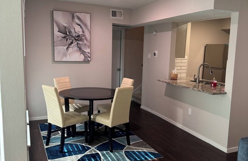 Vickery Meadow Condo | Cozy 2-bedroom condo in terrific Dallas with AC, WiFi etc.