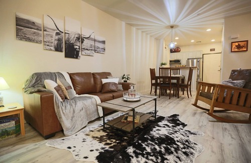Heber Condo | Cozy 2-bedroom Condo in serene Overgaard