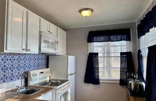 Santee Cottage | Cozy 2-bedroom Cottage with Deck and Lake View