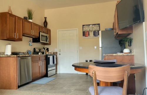 Ranchos De La Canada House | Cozy 2-bedroom guesthouse with dedicated workspace
