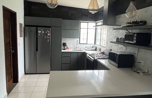 Managua House | Cozy 2-bedroom house in charming Ticuantepe with WiFi, AC