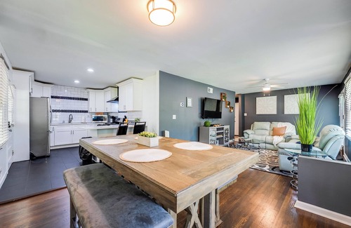 Jefferson Park House | Cozy 2-bedroom House near Atlanta Airport