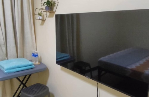 Bagac Cabin | Cozy 2-bedroom lodge with WiFi, AC in charming Bagac