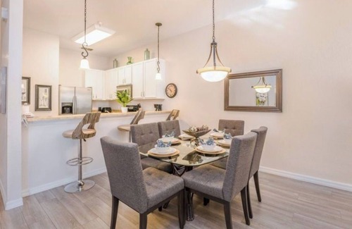 Bahama Bay Condo | Cozy 2-Bedroom Resort-style Condo