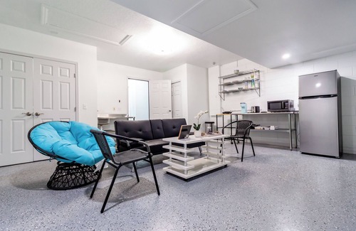 St. Cloud Apartment | Cozy 2-bedroom studio with AC and WiFi