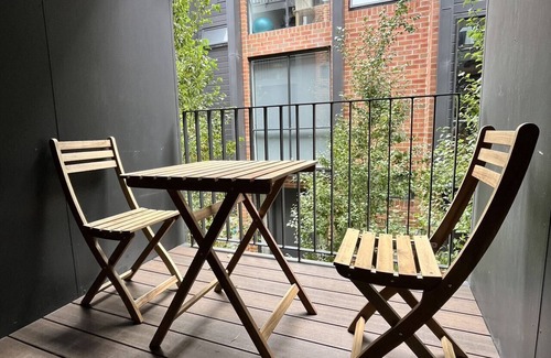 Braddon House | Cozy 2-bedroom townhome with AC and WiFi in charming Braddon