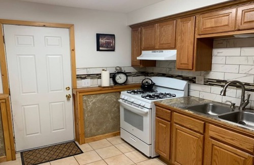 Scenic Foothills House | Cozy 2 Bedroom