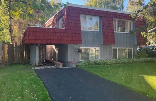 Scenic Foothills House | Cozy 2 Bedroom