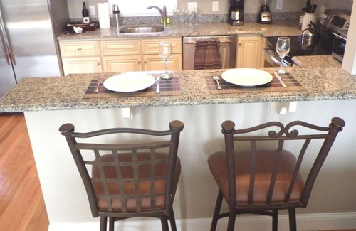 West Harwich Condo | Cozy 2 BR Condo Overlooking the Herring River West Harwich