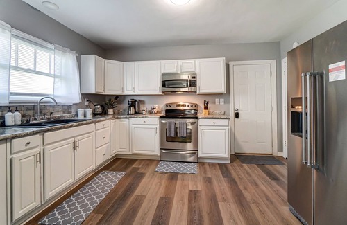 Hamilton House | Cozy 2-BR Home w/Arcade Games Near Spooky Nook