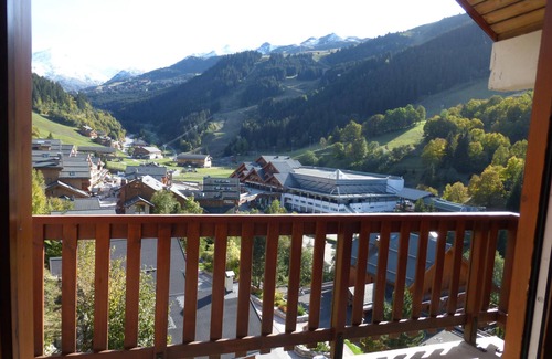 Meribel Centre Apartment | Cozy 2-Room Apt for 4 in Méribel Center, Close to Shops and Ski Slopes