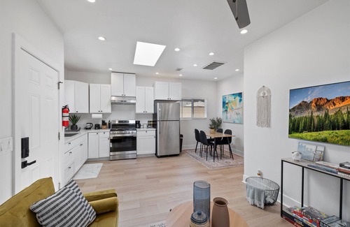 Garden Grove House | Cozy, 2bd2ba ADU, Privately Fenced, Close to Disney & Beaches, Games, BBQ