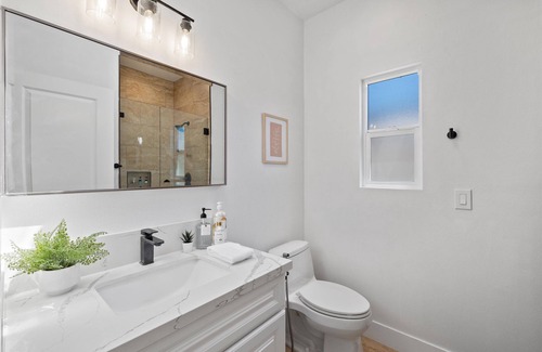 Garden Grove House | Cozy, 2bd2ba ADU, Privately Fenced, Close to Disney & Beaches, Games, BBQ
