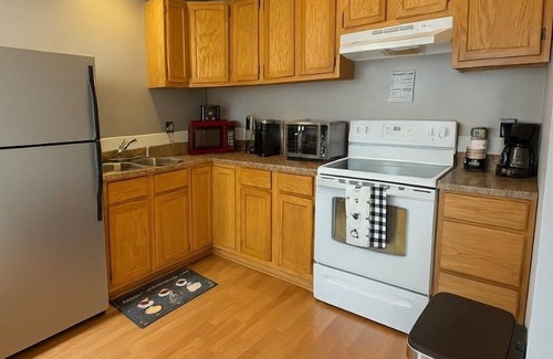 Morgantown Apartment | Cozy 2BR Apartment in the Heart of Morgantown-WVU