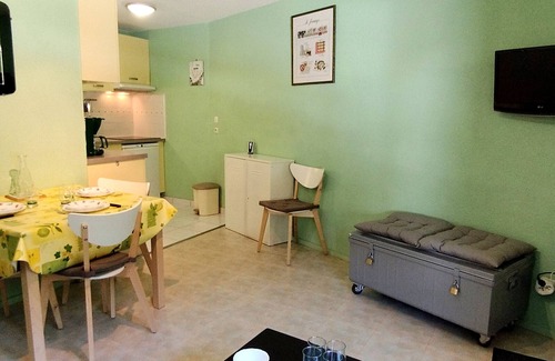 Prapoutel Apartment | Cozy 2BR Cabin Apartment with Balcony, Near Aquatic Center, Sleeps 6, No Pets