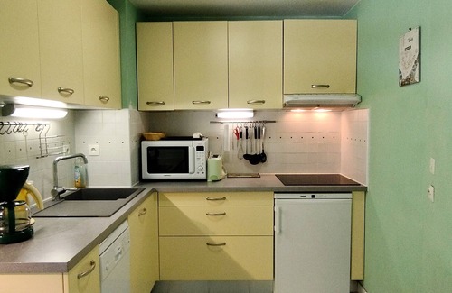 Prapoutel Apartment | Cozy 2BR Cabin Apartment with Balcony, Near Aquatic Center, Sleeps 6, No Pets