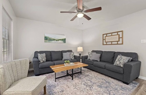 University Park Apartment | Cozy 2BR Comfort Near Texas A&M EV-Friendly