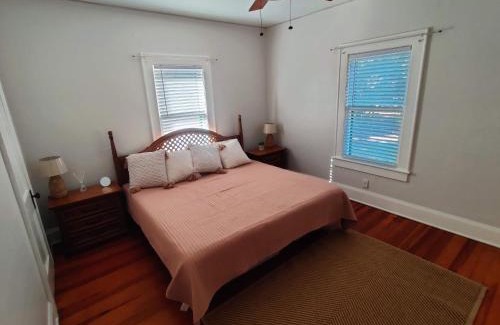 Lakeland House | Cozy 2BR Retreat Between Orlando & Tampa