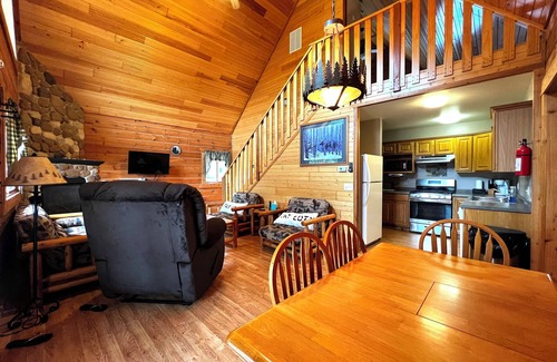 Warrens Cabin | Cozy 3-bdrm cabin in Warrens with AC WiFi and a beautiful view off the back deck