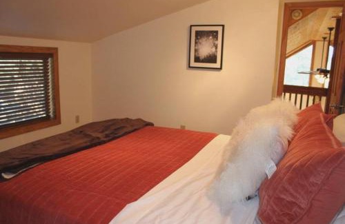 Overgaard House | Cozy 3 bedroom/2bathroom cabin Heber, AZ