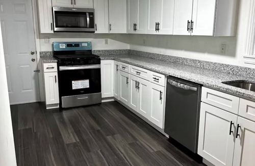 Homestead House | Cozy 3-bedroom house near Pittsburgh Waterfront Area