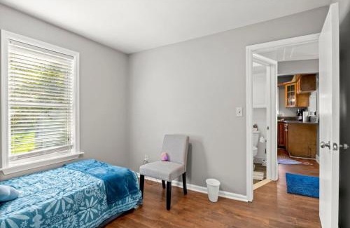 Dearborn Heights House | Cozy 3 Bedroom Near Airport And Downtown Detroit