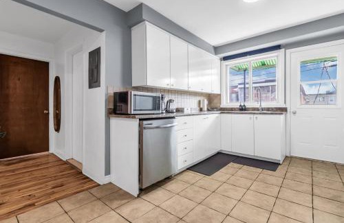 Tetreaultville Apartment | Cozy 3 Bedrooms Montreal
