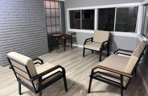 Westbury Apartment | Cozy 3-GameDen Escape HSWifi Aprox 10Min to NRG