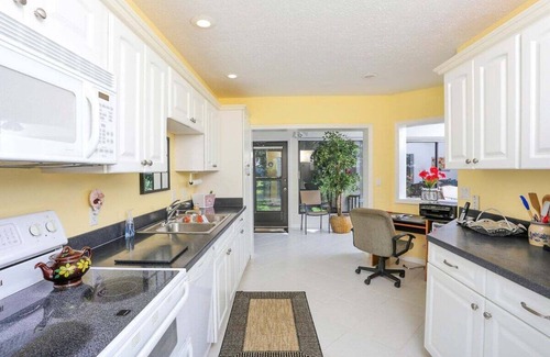 Myrtle Trace House | Cozy 3BR/2BA Lakeside Villa Close To Area Beaches - Happy Trails