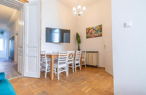Ottakring Apartment | Cozy 3BR Apt for Up to 8P, 5Min to Kongresspark