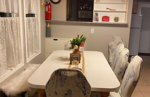 Scugog Cottage | Cozy 4 bedroom cottage near lake Scugog!