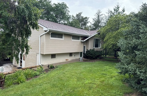 Lancaster County House | Cozy 4-bedroom country getaway with 7 acres in enjoyable Raymond with AC, WiFi