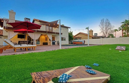Sunset Ridge House | Cozy 4-BR home near Kierland with heated pool