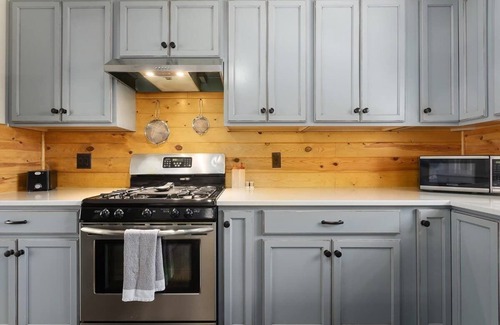 Grandview House | Cozy 5BR Home 4KingBeds+Arcade/Wifi