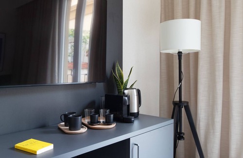 Ruggero Settimo Apartment | Cozy accommodation in the center of Palermo within walking distance of Via Libertà.