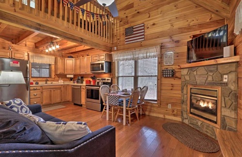 Cosby Cabin | Cozy `American Dream` Cabin w/Hot Tub, Loft & BBQ!