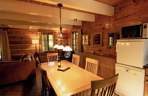Municipality of Soest House | Cozy and comfortable forest house with balcony in beautiful location