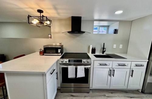 Athmar Park Apartment | Cozy and modern 1-bedroom apartment in central Denver location with WiFi, AC