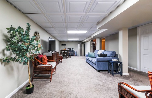 Arnold Apartment | Cozy and private basement apartment close to the Magothy River