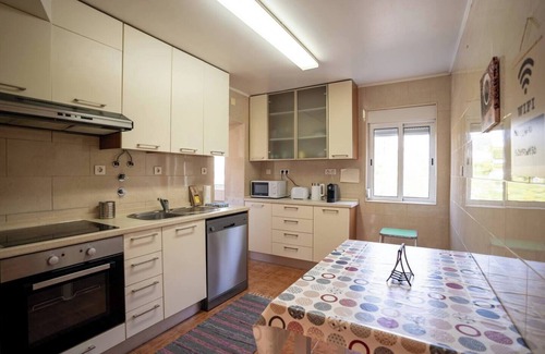 Olivais Apartment | Cozy and Quiet 3-Bedroom Flat