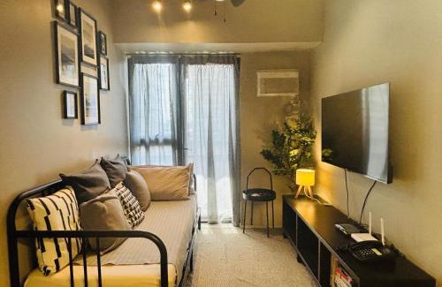 Cubao Apartment | Cozy and Quiet Space with Pool Access