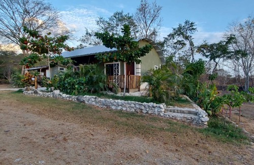 Canton Abangares Villa | Cozy and Serene Villa 1 Mile from Gulf of Nicoya