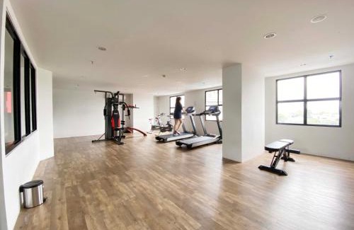Jatingaleh Apartment | Cozy and Tidy 1BR The Alton Apartment By Travelio