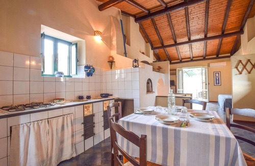 Sant'Agata di Militello Apartment | Cozy apartment in Sant'Agata Militello