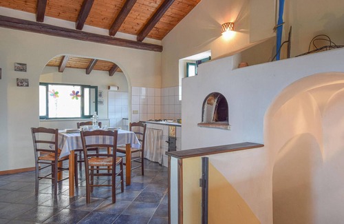 Sant'Agata di Militello Apartment | Cozy apartment in Sant'Agata Militello